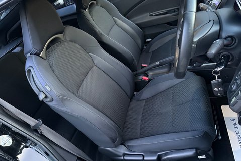 Honda CR-Z I-VTEC IMA SPORT - TWO OWNERS - SERVICE HISTORY - £35 ROAD TAX  27