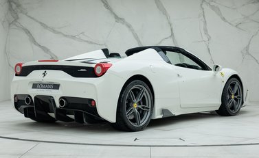 Ferrari 458 Speciale Aperta 6