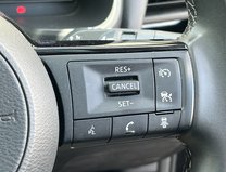 Nissan Qashqai 1.3 DIG-T MHEV N-Connecta SUV 5dr Petrol Hybrid Manual Euro 6 (s/s) (140 ps 21