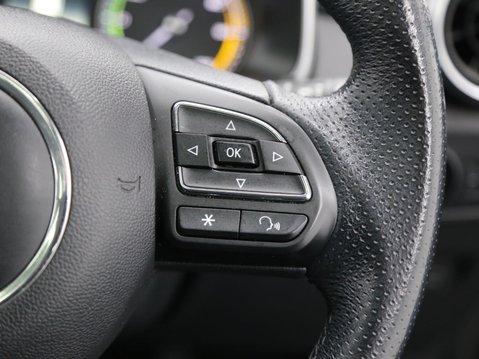 MG ZS 44.5kWh Exclusive Auto 5dr 12