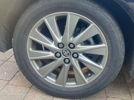 Toyota Yaris 1.5 VVT-h Icon Hatchback 5dr Petrol Hybrid E-CVT Euro 6 (s/s) (116 ps) 29