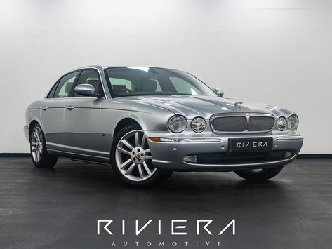 Jaguar XJ 3.0 XJ6 Sovereign Saloon 4dr Petrol Automatic (249 g/km, 240 bhp)