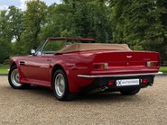 Aston Martin V8 VOLANTE 10