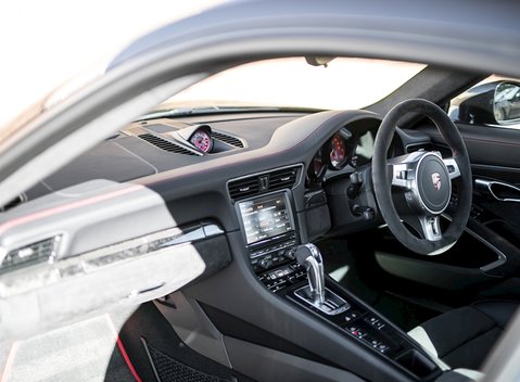 Porsche 911 (991) GT3 14
