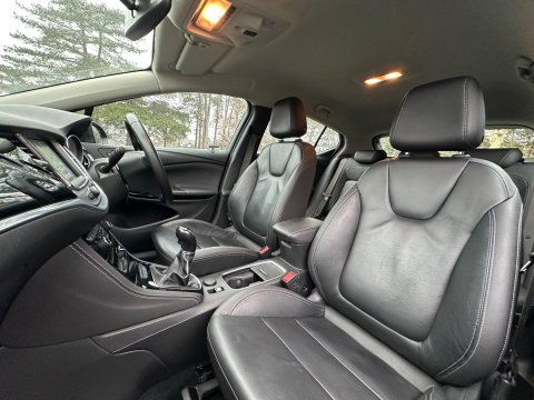 Vauxhall Astra 1.4i Turbo Elite Euro 6 5dr 4