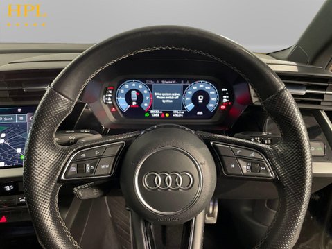 Audi A3 1.5 TFSI 35 S line Saloon 4dr Petrol S Tronic Euro 6 (s/s) (150 ps) Air Con 13