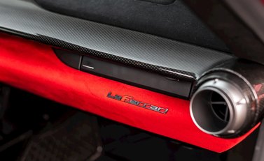 Ferrari LaFerrari 22