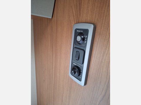 Auto-Trail Imala 715 11