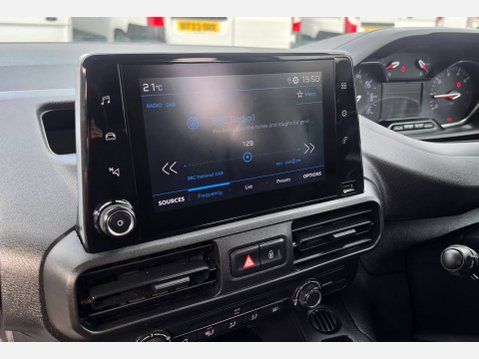 Peugeot Partner PROFESSIONAL 850 L2 H1 5 SEATER CREW VAN 1.5 HDI 100ps EU6 NO VAT 17