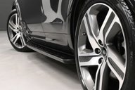 Land Rover Discovery 3.0 Discovery R-Dynamic HSE D MHEV Auto 4WD 5dr 10