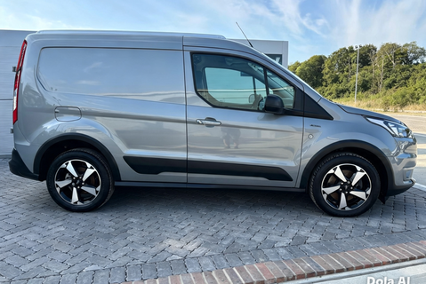 Ford Transit Connect 250 Active L1 100 ps Panel Van - Sat Nav / Climate Control 7