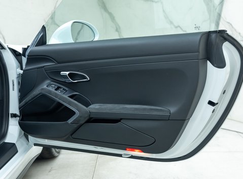 Porsche 911 GT3 (991) 28