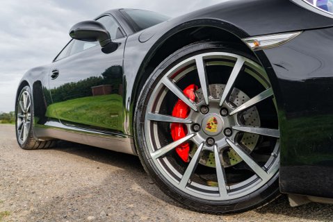 Porsche 911 Carrera S PDK 7