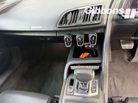 Audi R8 5.2 R8+ Quattro V10 Semi-Auto 4WD 2dr 17