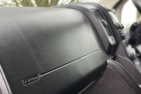 Peugeot Boxer 165ps BlueHDi 335 Drop & Go Low Floor Traffic Management - Toolbox 24