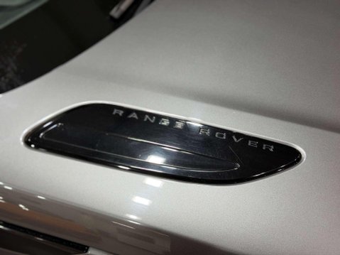 Land Rover Range Rover Velar 2.0 D240 R-Dynamic S SUV 5dr Diesel Auto 4WD Euro 6 (s/s) (240 ps) 62