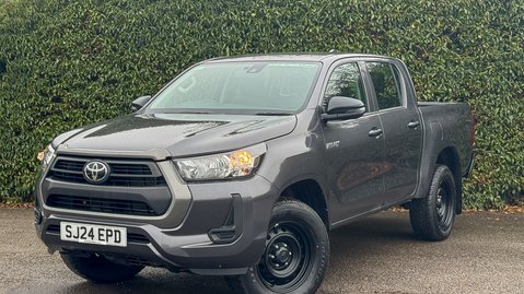 Toyota Hilux Active [SOLD MT] 2.4 LT | AC | Tow Bar | Double Cab 