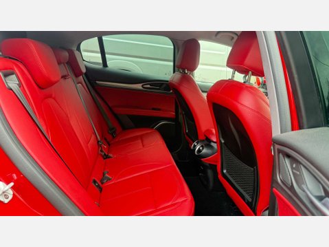 Alfa Romeo Stelvio 2.1 Stelvio Speciale TD AWD Auto 4WD 5dr 9
