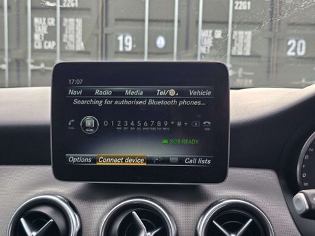 Mercedes-Benz GLA 1.6 GLA180 GPF Urban Edition SUV 5dr Petrol 7G-DCT Euro 6 (s/s) (122 ps) 41