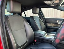Jaguar XF 2.2d R-Sport Saloon 4dr Diesel Auto Euro 5 (s/s) ( 17