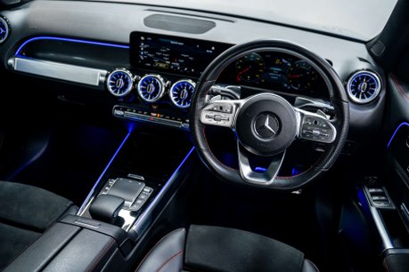 Mercedes-Benz GLB 1.3 GLB 200 AMG Line Premium Plus Night Edition 5dr 28