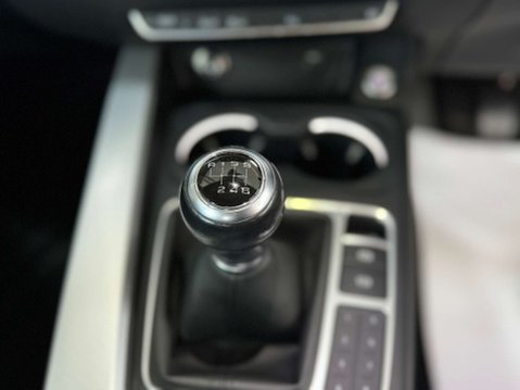 Audi A4 2.0 A4 Sport 35 TFSI 5dr 44