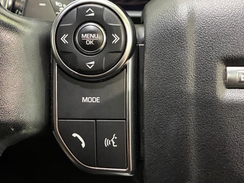 Land Rover Discovery 3.0 TD V6 HSE Luxury Auto 4WD Euro 6 (s/s) 5dr 30