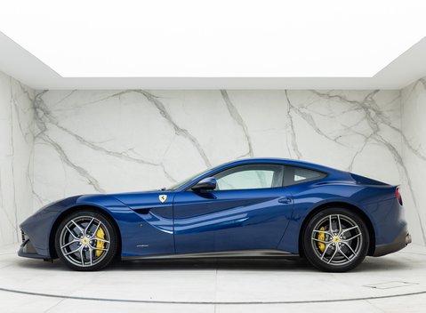 Ferrari F12 Berlinetta 5