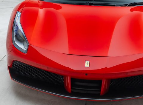 Ferrari 488 SPIDER 28