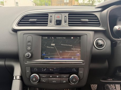 Renault Kadjar DYNAMIQUE NAV TCE 11