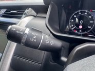 Land Rover Discovery SDV6 HSE LUXURY 18