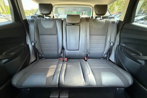 Ford Kuga TITANIUM TDCI 2WD - 10 SERVICES - NEW MOT - NEW DISCS AND PADS ALL ROUND 15