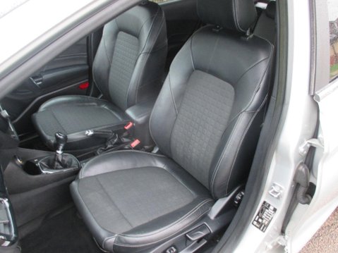Ford Fiesta 1.0T EcoBoost Titanium X Euro 6 (s/s) 5dr 21