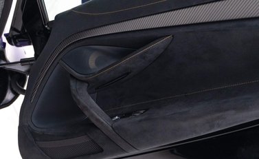 McLaren 765LT V8 SSG 16