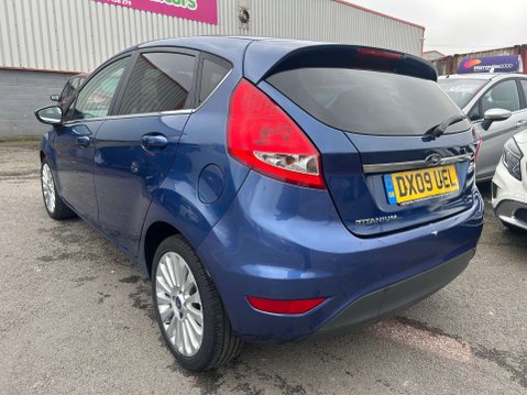 Ford Fiesta 1.4 Fiesta Titanium 96 5dr 9