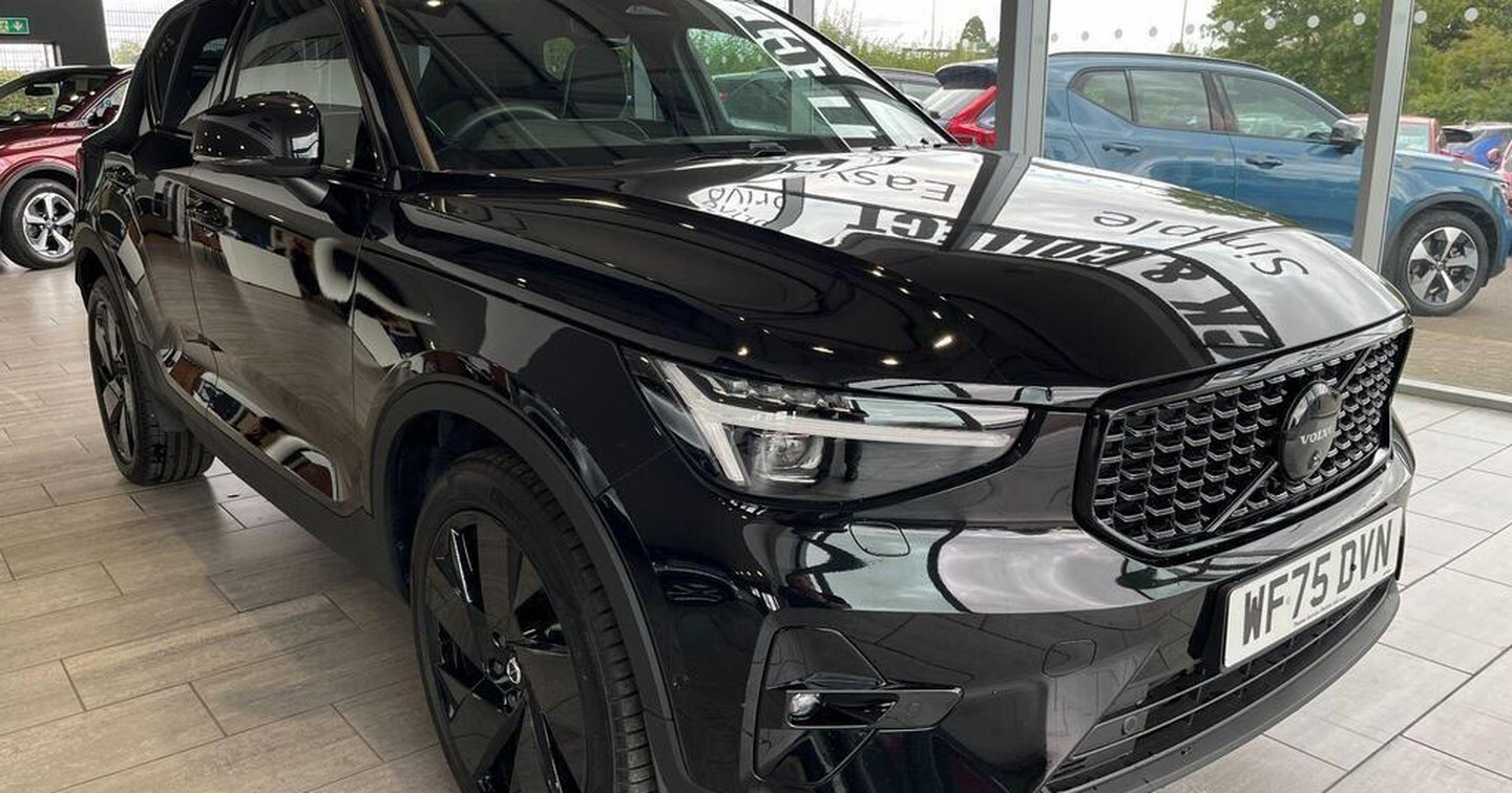 2025 Volvo Xc40