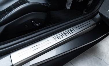 Ferrari Portofino 33