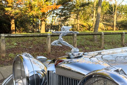 Alvis 4.3 Litre SA 'Pillarless' Saloon by Vanden Plas 8