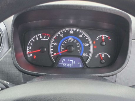 Hyundai i10 1.2 SE Hatchback 5dr Petrol Auto Euro 6 (87 ps) 35