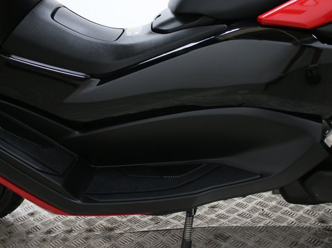 Yamaha Nmax 125 GPD125-A ABS 15
