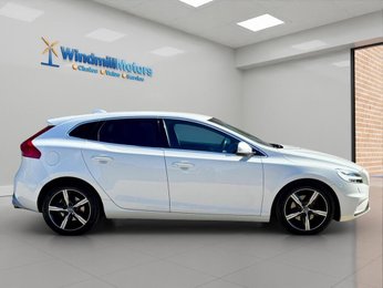 Volvo V40 2.0 T2 R-Design Euro 6 (s/s) 5dr