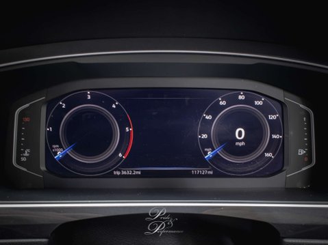 Volkswagen Tiguan 2.0 Tiguan R-Line Tech TDI 5dr 30