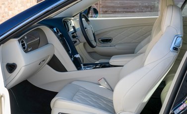 Bentley Continental GT Speed Convertible 16