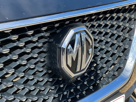 MG HS EXCLUSIVE DCT 13