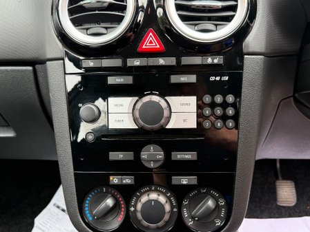 Vauxhall Corsa EXCITE AC 33