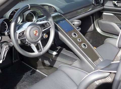 Porsche 918 Spyder 16