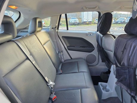Dodge Caliber 2.0 SXT Hatchback 5dr Petrol CVT (192 g/km, 154 bhp) 22