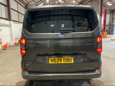 Ford Transit Custom 340 LIMITED ECOBOOST KOMBI 6