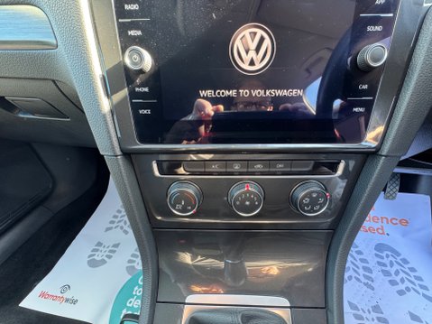 Volkswagen Golf SE TSI EVO 33