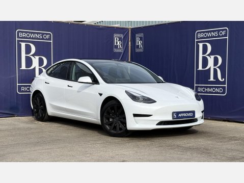 Tesla Model 3 Saloon 4dr Electric Auto RWD (241 bhp) 1